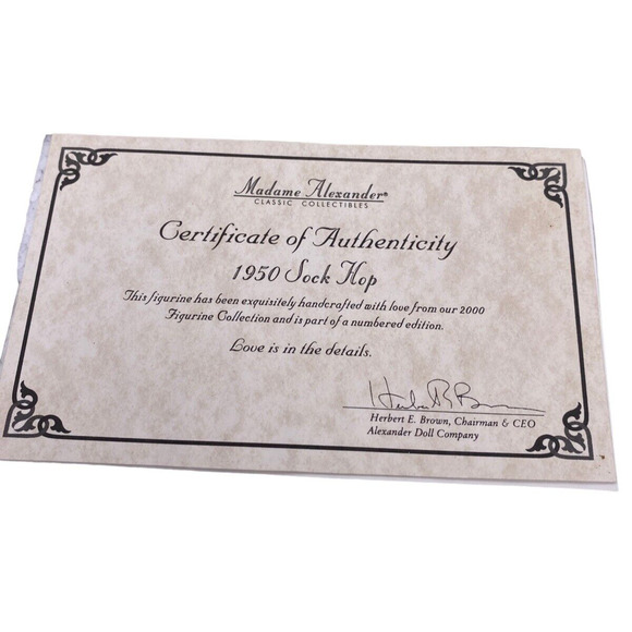 Madame Alexander "1950 Sock Hop" Poodle Skirt Circa 2000 Figurine NIB COA 90650 - Picture 11 of 15